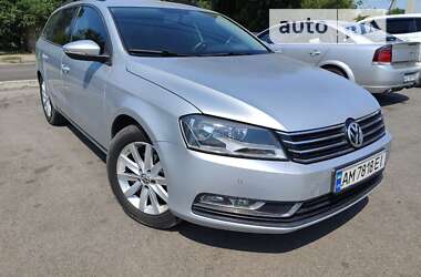 Універсал Volkswagen Passat 2014 в Дніпрі