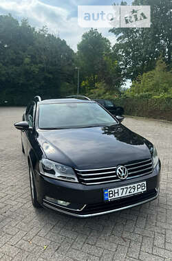 Универсал Volkswagen Passat 2011 в Одессе