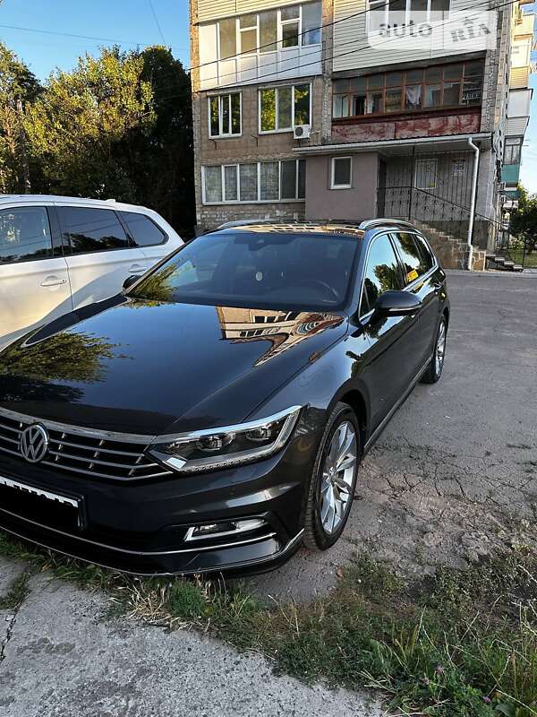 Універсал Volkswagen Passat 2019 в Києві