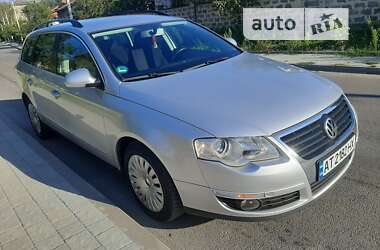 Універсал Volkswagen Passat 2008 в Івано-Франківську