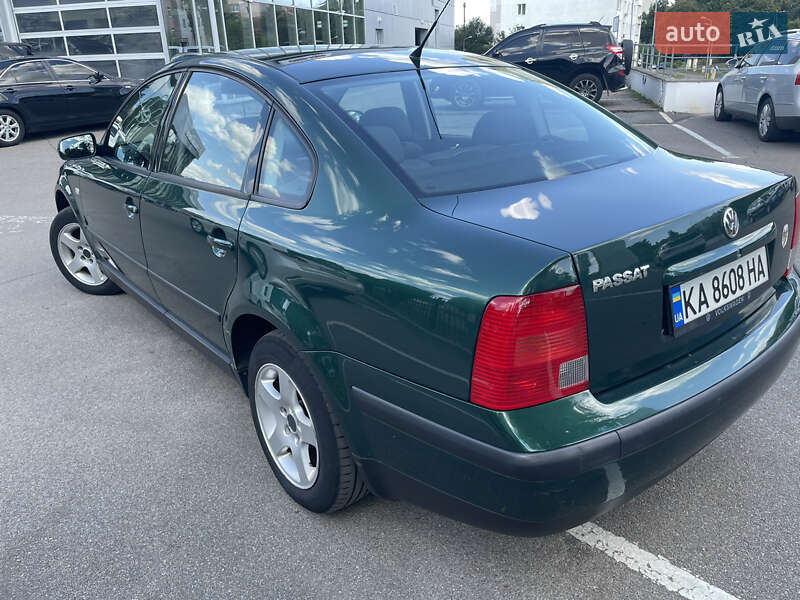 Седан Volkswagen Passat 2000 в Чернігові