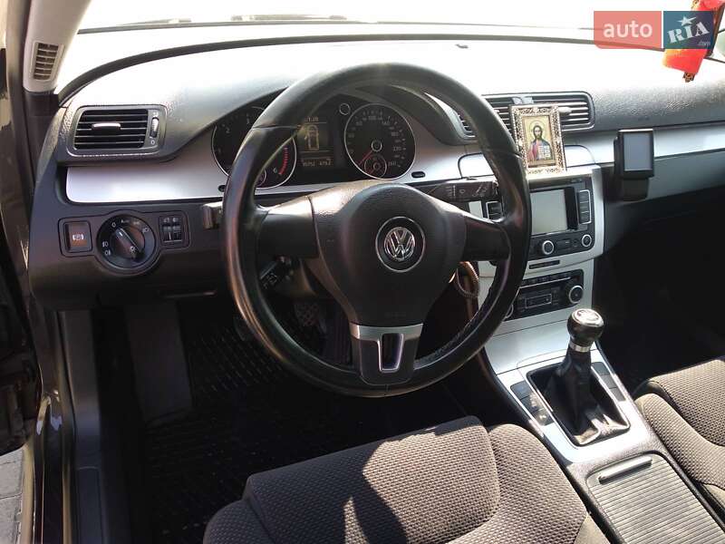 Универсал Volkswagen Passat 2010 в Ковеле