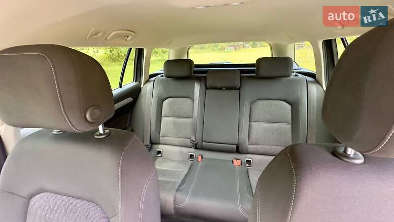 Универсал Volkswagen Passat 2015 в Украинке