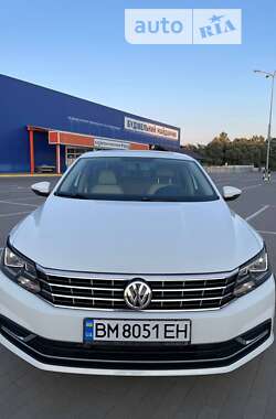 Седан Volkswagen Passat 2017 в Сумах