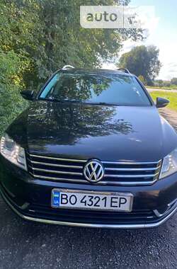 Універсал Volkswagen Passat 2012 в Стрию