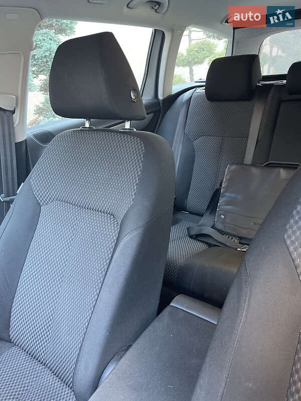 Універсал Volkswagen Passat 2012 в Береговому