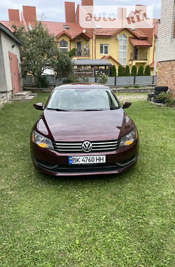 Седан Volkswagen Passat 2012 в Тернополе