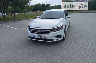 Седан Volkswagen Passat 2020 в Краматорську