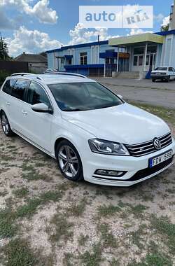 Універсал Volkswagen Passat 2014 в Конотопі