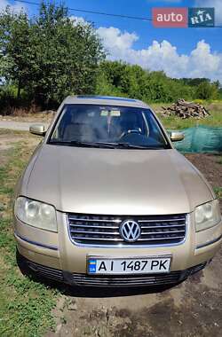 Седан Volkswagen Passat 2002 в 