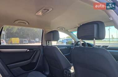 Универсал Volkswagen Passat 2012 в 