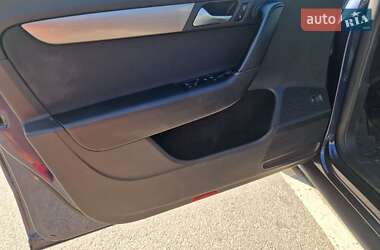 Универсал Volkswagen Passat 2012 в 