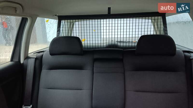 Универсал Volkswagen Passat 2002 в Львове