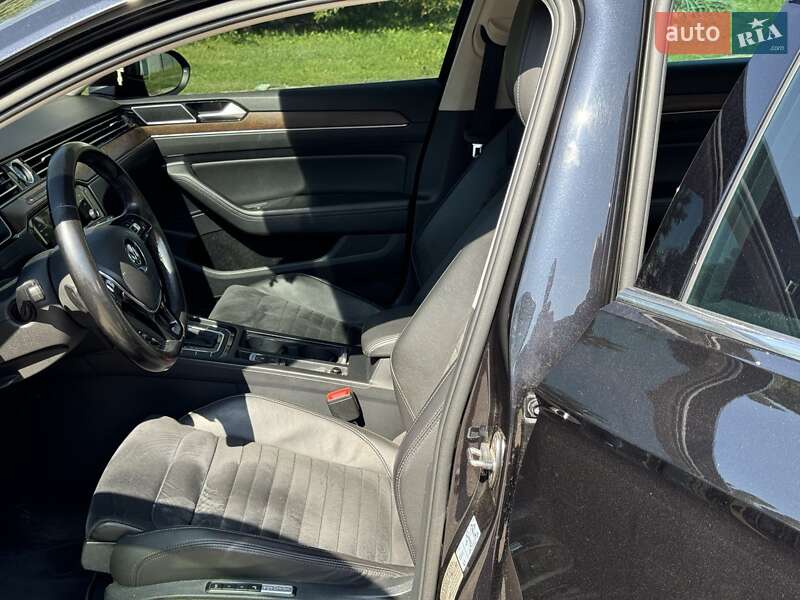 Седан Volkswagen Passat 2017 в Броварах
