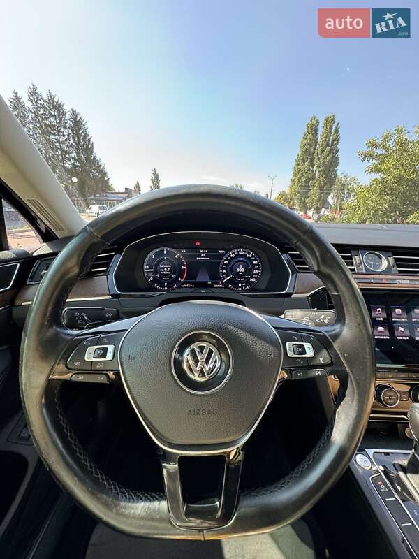 Седан Volkswagen Passat 2017 в Броварах