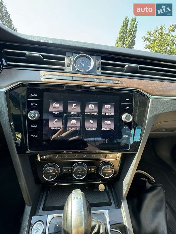Седан Volkswagen Passat 2017 в Броварах