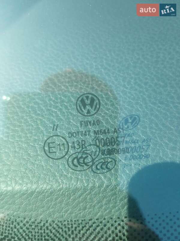 Седан Volkswagen Passat 2015 в Ірпені