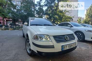 Універсал Volkswagen Passat 2002 в Херсоні