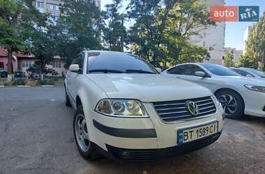 Універсал Volkswagen Passat 2002 в Херсоні