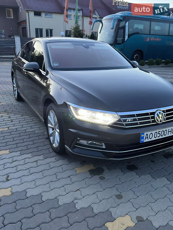 Седан Volkswagen Passat 2015 в Заречье