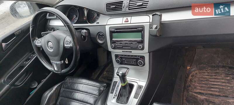 Volkswagen Passat 2010