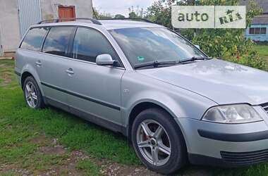 Універсал Volkswagen Passat 2002 в Чорткові