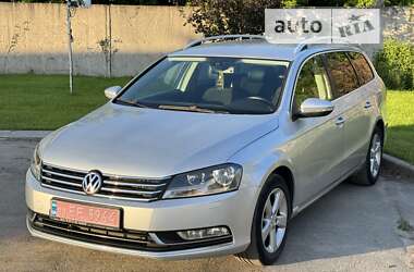 Універсал Volkswagen Passat 2011 в Корсунь-Шевченківському