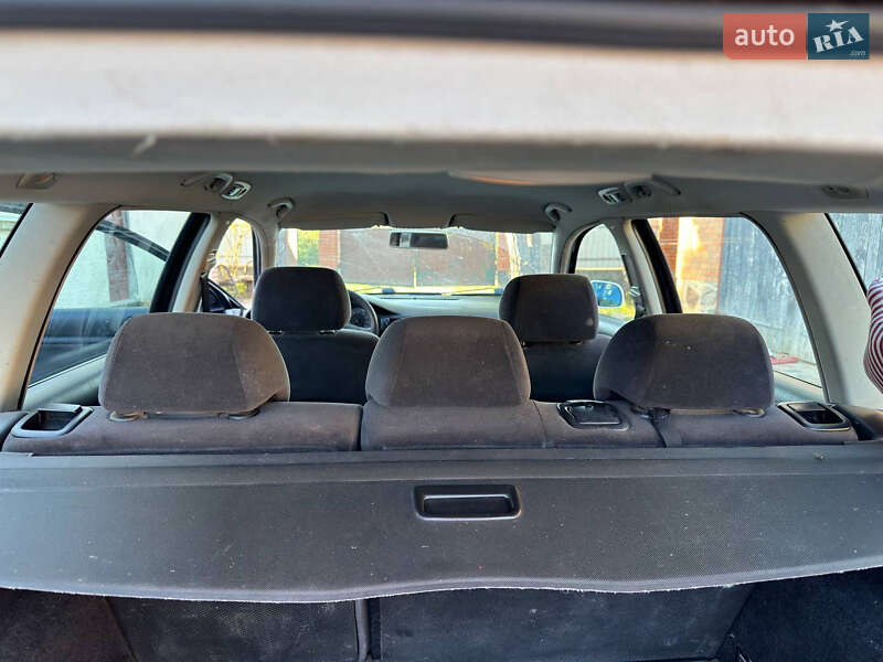 Універсал Volkswagen Passat 2001 в Тульчині