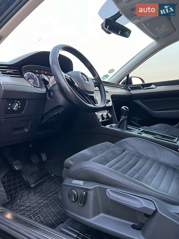 Універсал Volkswagen Passat 2016 в Черкасах