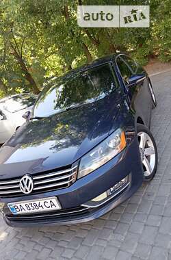 Седан Volkswagen Passat 2012 в Світловодську