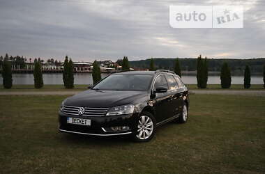 Универсал Volkswagen Passat 2012 в Черновцах