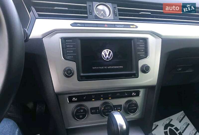 Универсал Volkswagen Passat 2016 в Ивано-Франковске фото 6 Универсал Volkswagen Passat 2016 в Ивано-Франковске