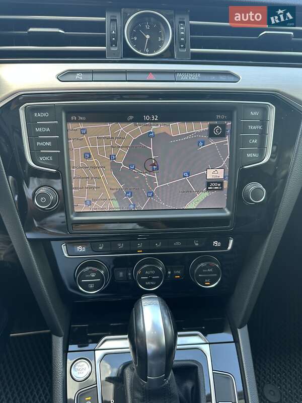 Універсал Volkswagen Passat 2015 в Києві