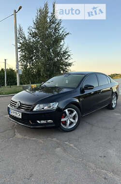 Седан Volkswagen Passat 2013 в Черкассах