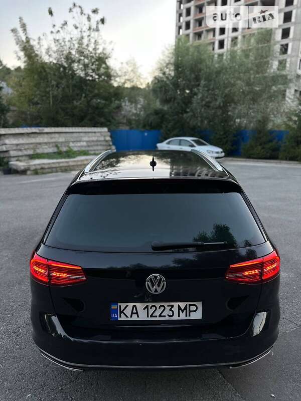 Универсал Volkswagen Passat 2018 в Киеве