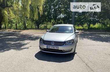 Седан Volkswagen Passat 2012 в Марганце