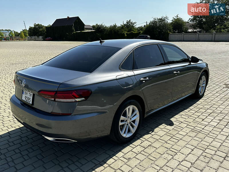 Седан Volkswagen Passat 2019 в Одесі