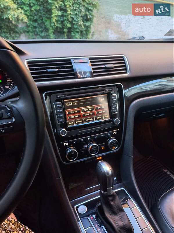 Седан Volkswagen Passat 2013 в Киеве фото 4 Седан Volkswagen Passat 2013 в Киеве