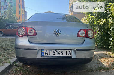 Седан Volkswagen Passat 2006 в Ивано-Франковске