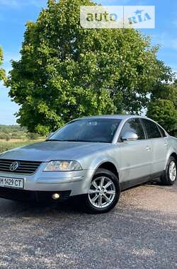 Седан Volkswagen Passat 2005 в Києві