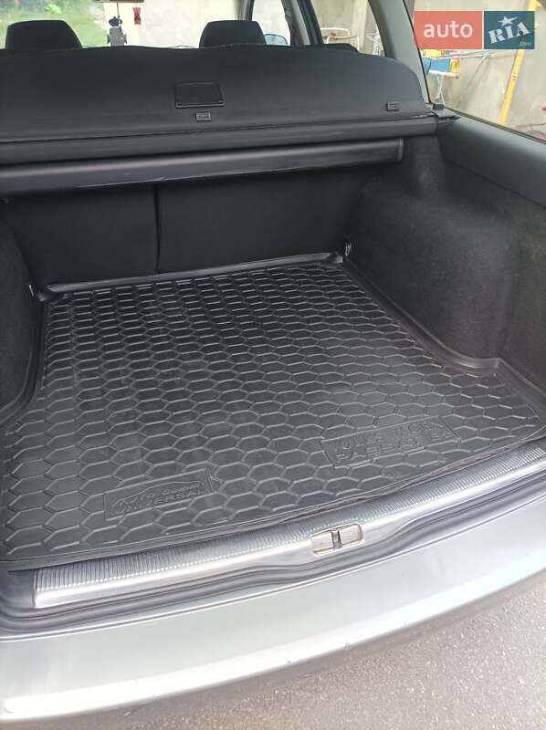 Универсал Volkswagen Passat 2001 в Виннице