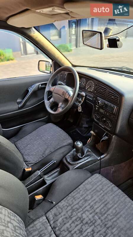 Универсал Volkswagen Passat 1996 в Ровно фото 14 Универсал Volkswagen Passat 1996 в Ровно