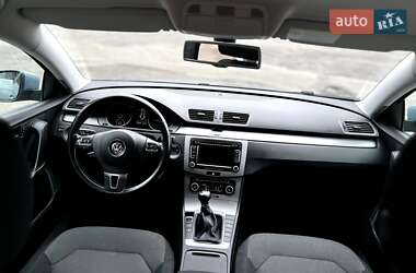 Універсал Volkswagen Passat 2011 в Львові