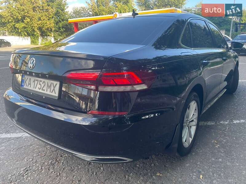 Седан Volkswagen Passat 2020 в Киеве