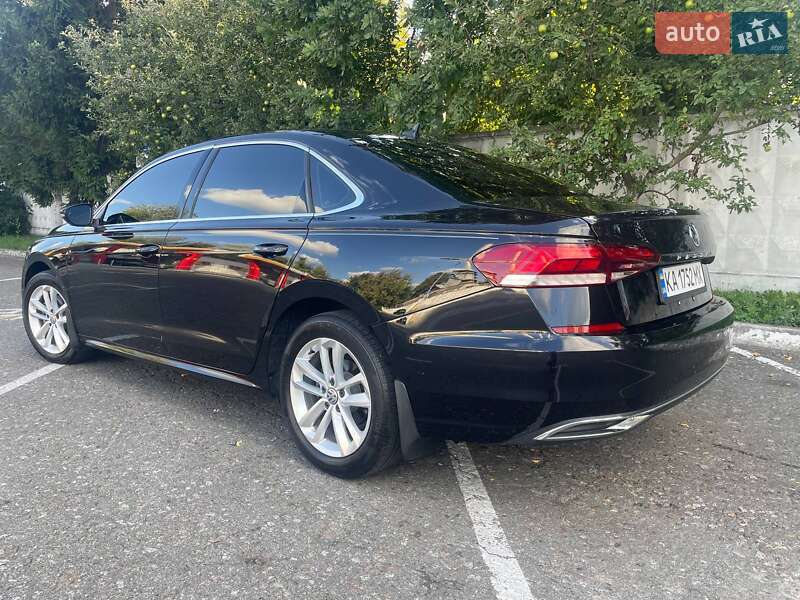 Седан Volkswagen Passat 2020 в Киеве