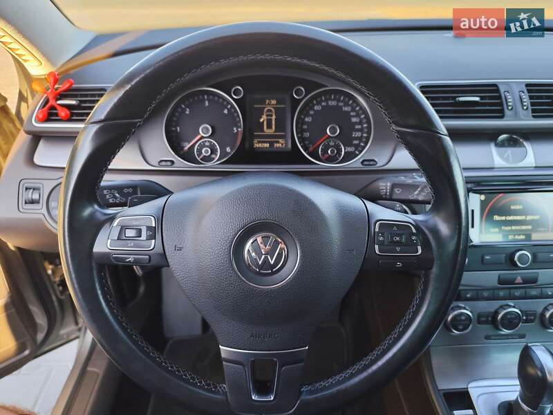 Универсал Volkswagen Passat 2014 в Гадяче
