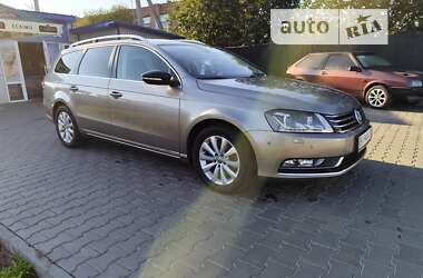 Универсал Volkswagen Passat 2014 в Гадяче