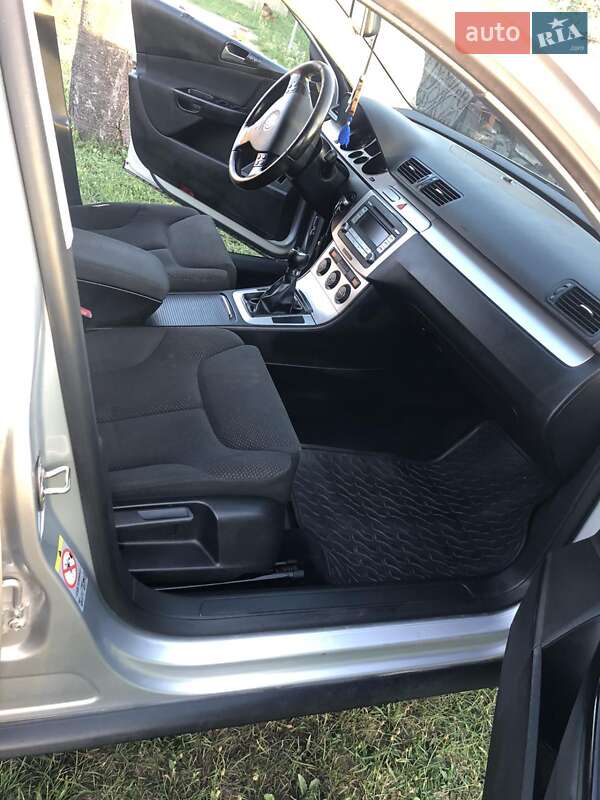 Універсал Volkswagen Passat 2008 в Вижниці