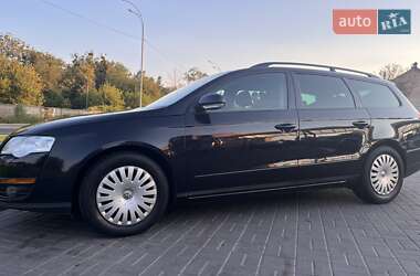 Универсал Volkswagen Passat 2010 в Святопетровское