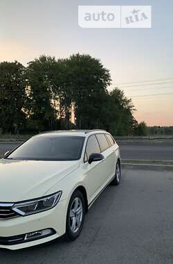 Універсал Volkswagen Passat 2016 в Умані